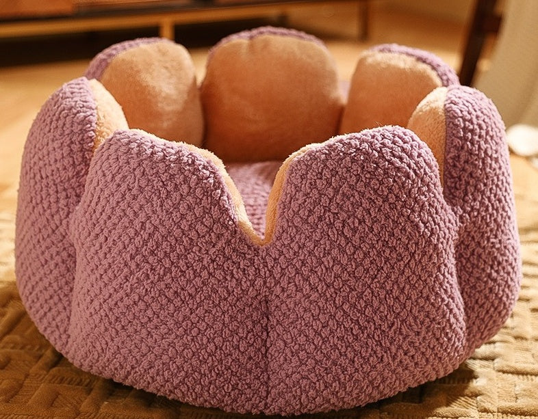 Soft Warm Cactus Petal Pet Nest